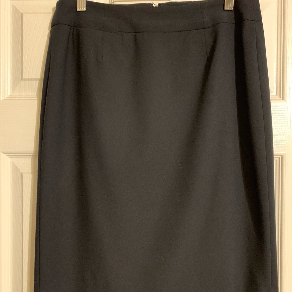Lined pencil skirt